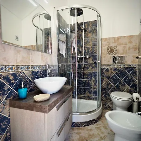 아파트 Romantic Con Vista San Donato